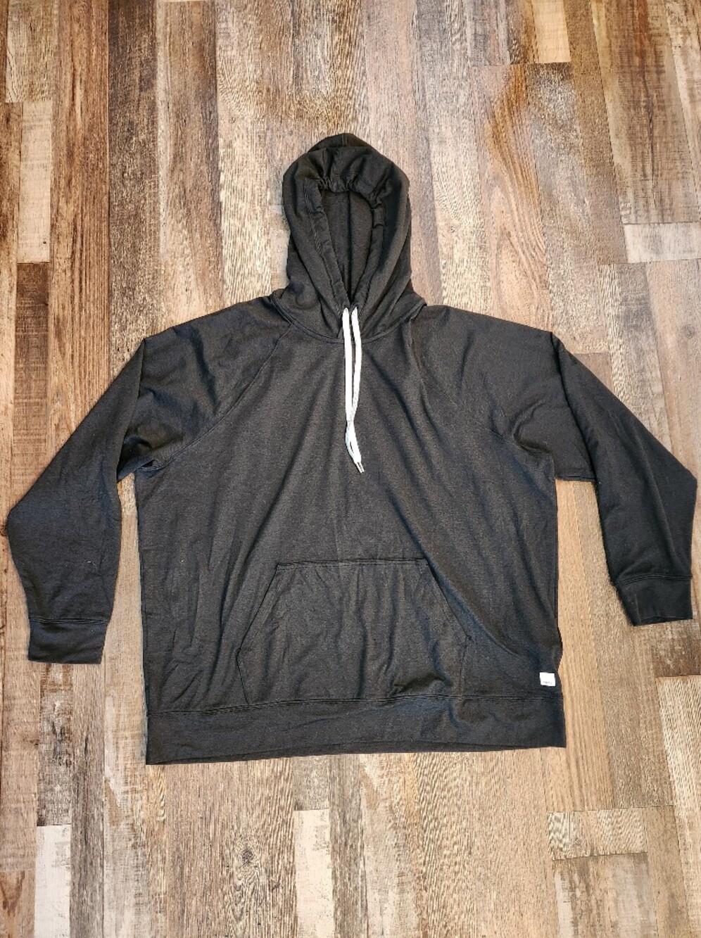 Vuori Halo Essential Hoodie Size XL